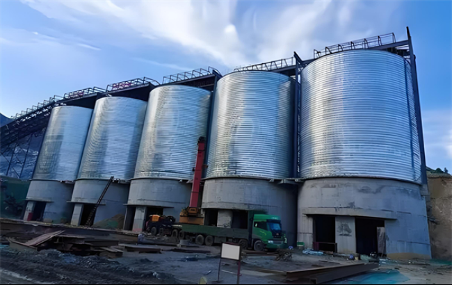 丰都螺旋卷板仓施工现场